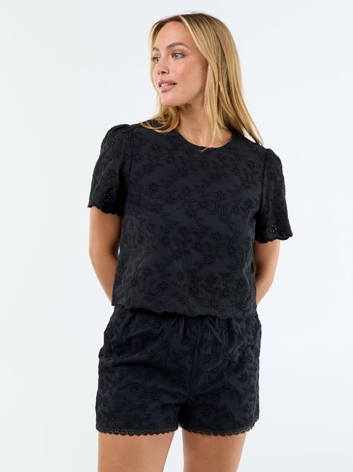 Short curto bordado inglês em algodão liso - Kiabi