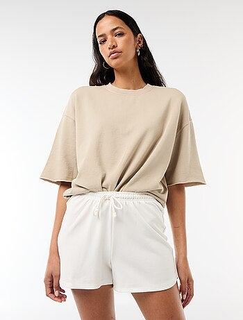 Short curto em algodão liso com cordão