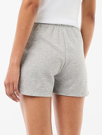 Short curto em algodão liso com cordão