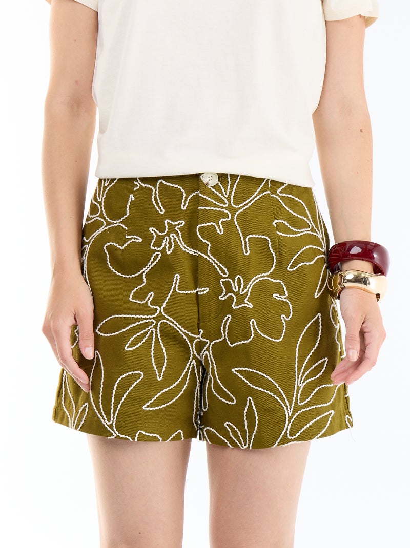 Short de cintura padrão com bordados Verde - Kiabi