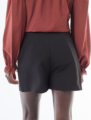 Short de cintura subida liso