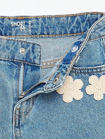 Short de ganga com bordados