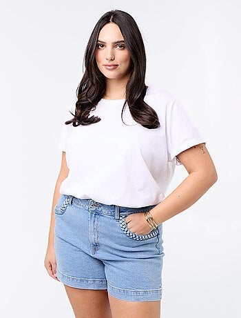 Short em ganga com bolsos entrançados