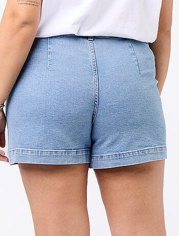 Short em ganga com bolsos entrançados