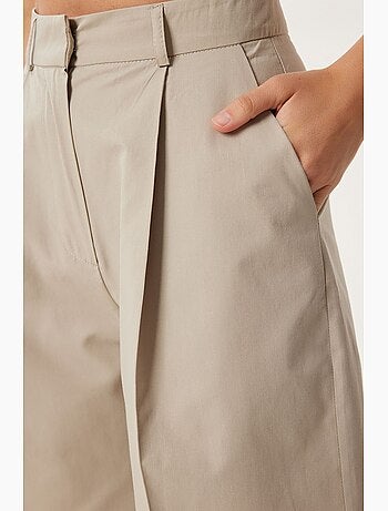 Short feminino istanbul