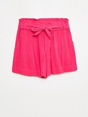 Short leve com laço liso