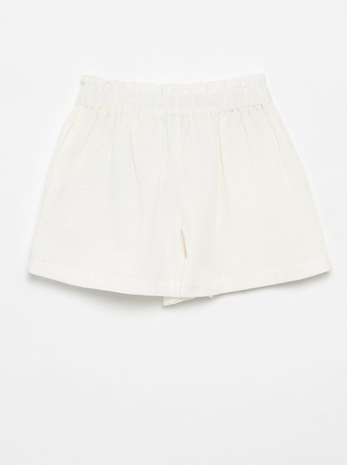 Short liso com laço fantasia - Kiabi