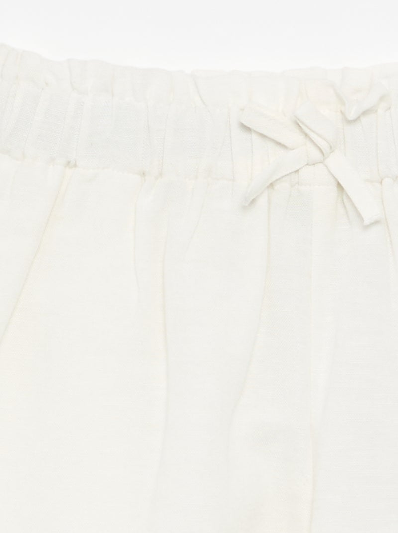 Short liso com laço fantasia Branco - Kiabi