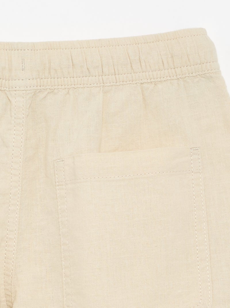 Short listrado leve em mistura de linho Bege - Kiabi
