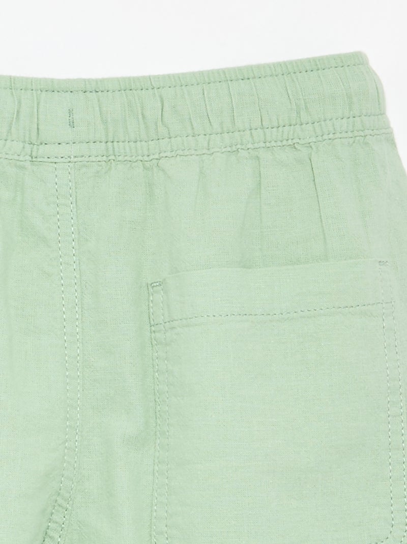 Short listrado leve em mistura de linho Verde - Kiabi