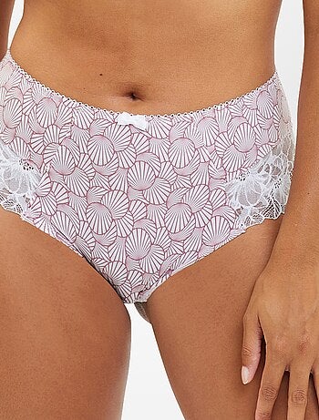Shorties em renda - 'Wolf lingerie'