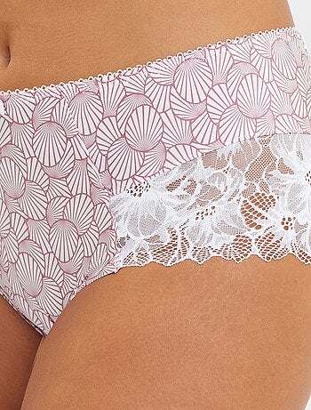 Shorties em renda - 'Wolf lingerie'