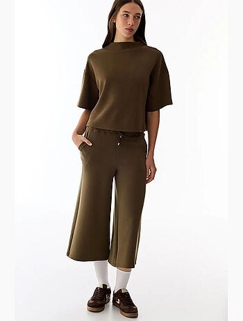 Shorts culotte oversized em malha jersey de cintura média penti
