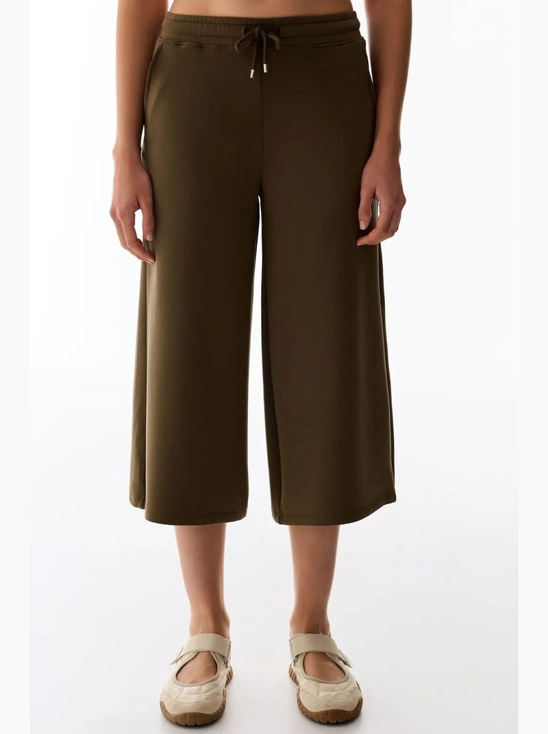Shorts culotte oversized em malha jersey de cintura média penti Cáqui - Kiabi