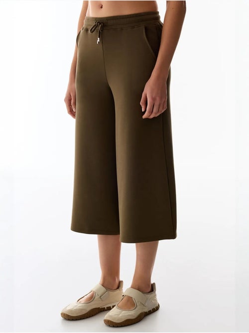 Shorts culotte oversized em malha jersey de cintura média penti - Kiabi Shorts culotte oversized em malha jersey de cintura média penti - Kiabi