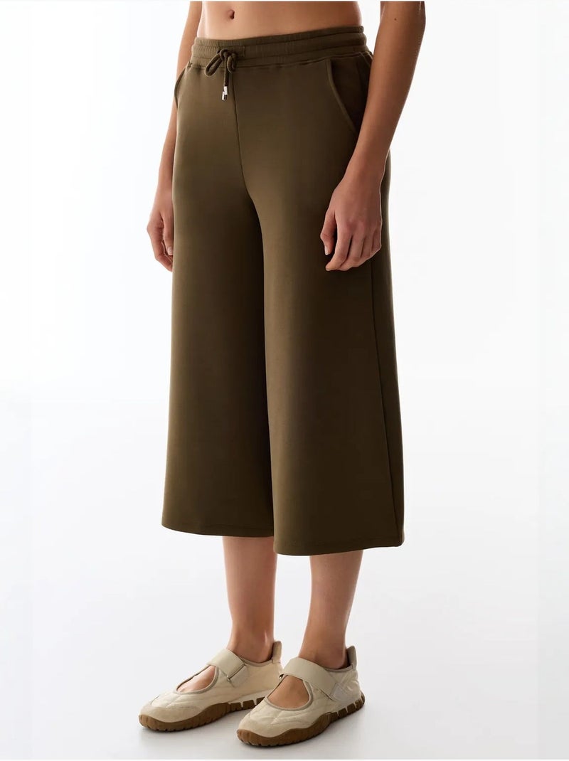 Shorts culotte oversized em malha jersey de cintura média penti Cáqui - Kiabi