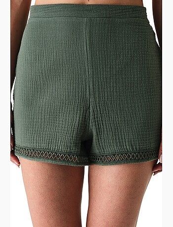 Shorts de mulher lessi trim penti