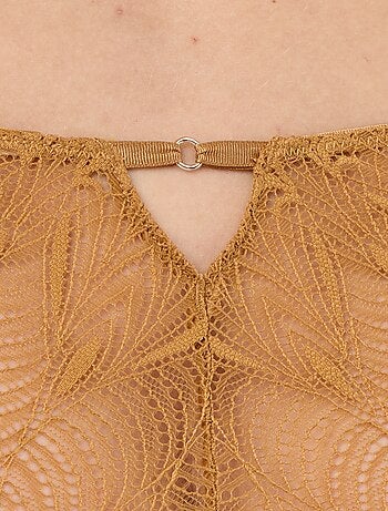Shorty de renda