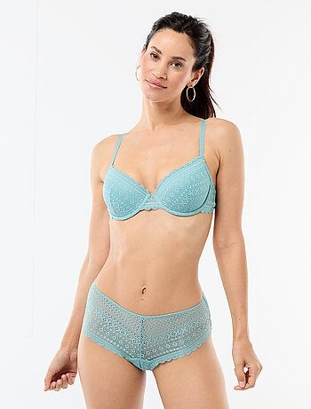Shorty de renda