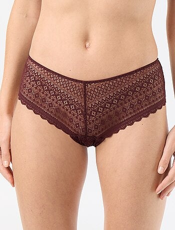 Shorty de renda