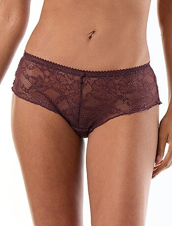 Shorty de renda