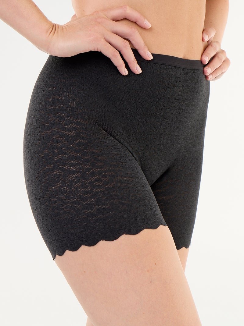 Shorty liso de renda Preto - Kiabi