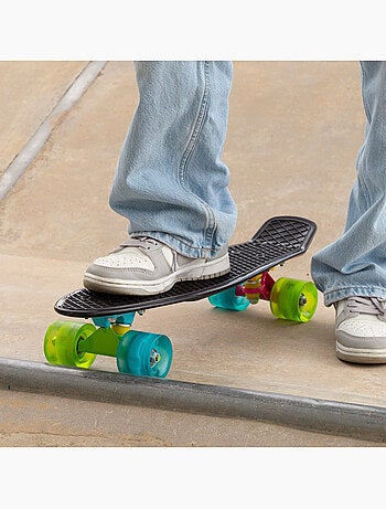 Skate 4 rodas com luzes evo