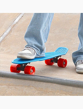 Skate com luzes evo