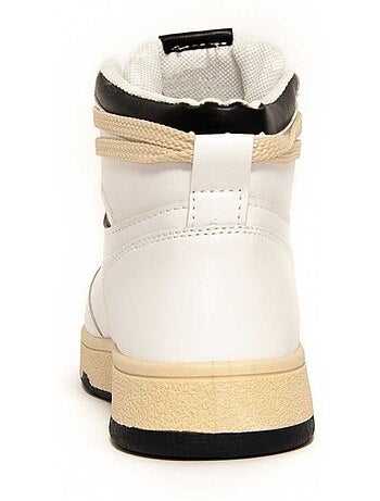 Sneaker Material Sintético Montevita