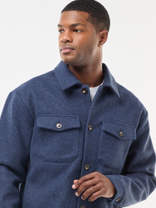 Sobrecamisa com 2 bolsos com aba abotoados no peito - Kiabi