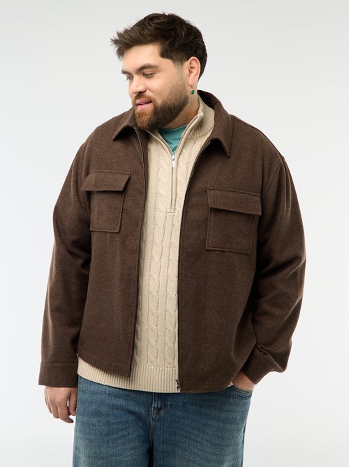 Sobrecamisa com abertura de zíper e bolsos com aba - Kiabi