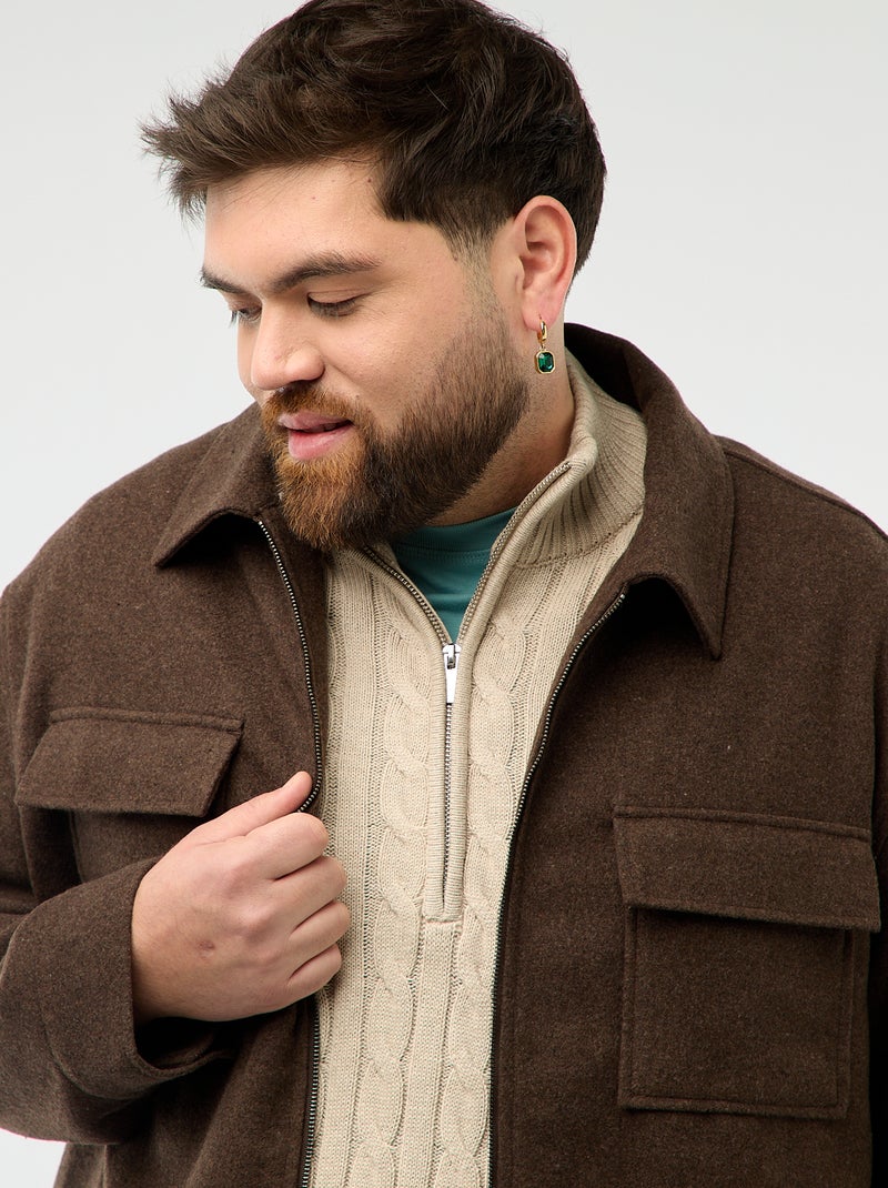 Sobrecamisa com abertura de zíper e bolsos com aba Castanho - Kiabi