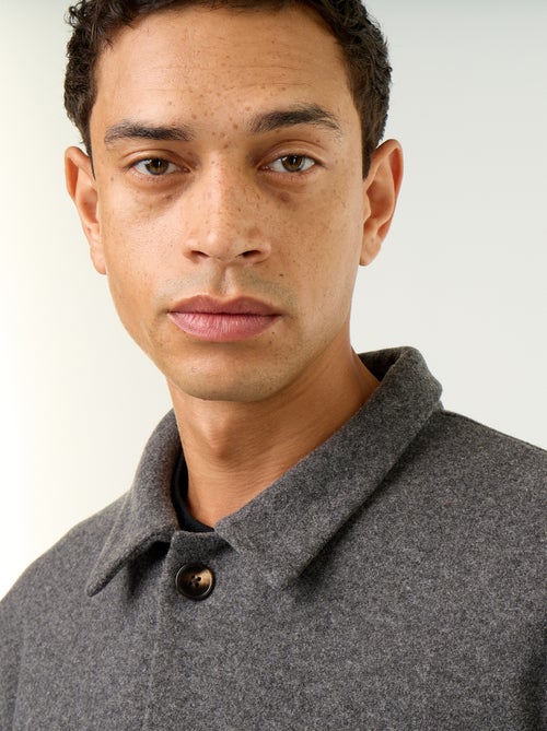 Sobrecamisa de aspeto lã com bolsos no peito - Kiabi