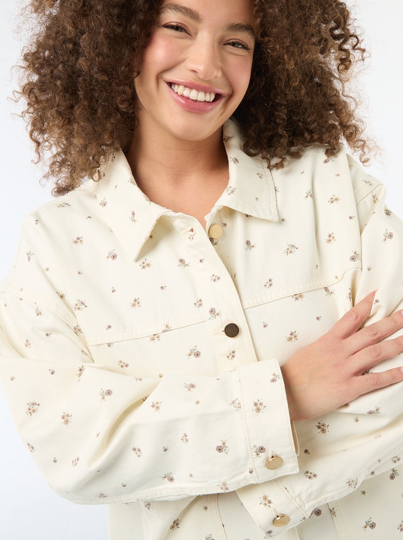 Sobrecamisa em sarja com 2 bolsos aplicados Branco - Kiabi