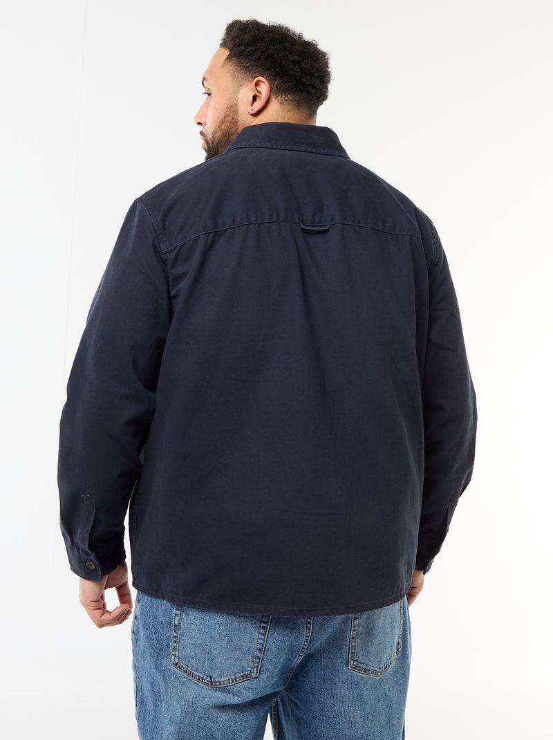 Sobrecamisa em sarja com bolsos de peito com aba Azul - Kiabi