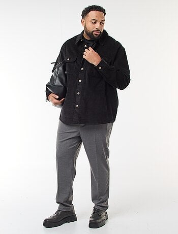 Sobrecamisa lisa de veludo com bolsos aplicados