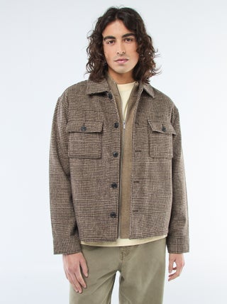 Sobrecamisa quente lisa com bolsos de aba