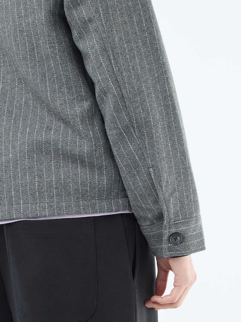 Sobrecamisa quente lisa com bolsos de aba Cinza - Kiabi