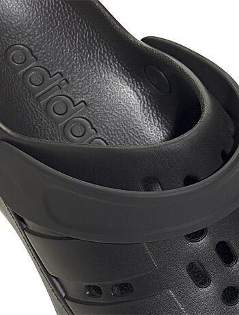 Socas 'adidas' 'adilette clog'