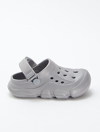 Socas de plástico moldado com tira de velcro