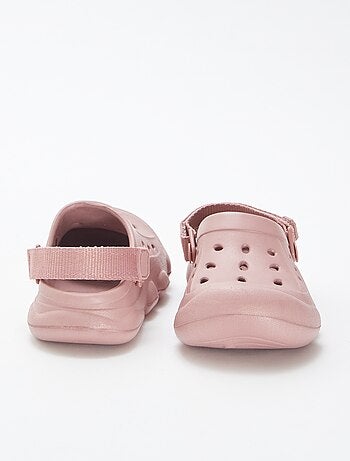 Socas de plástico moldado com tira de velcro