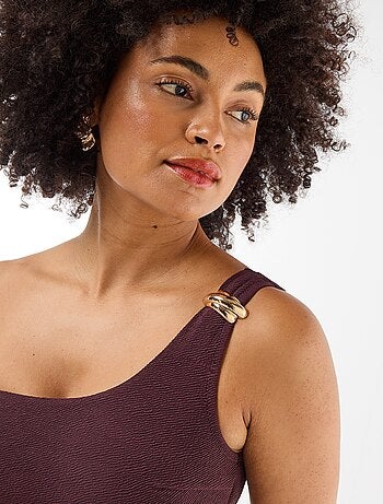 Soutien de biquíni assimétrico com joia dourada