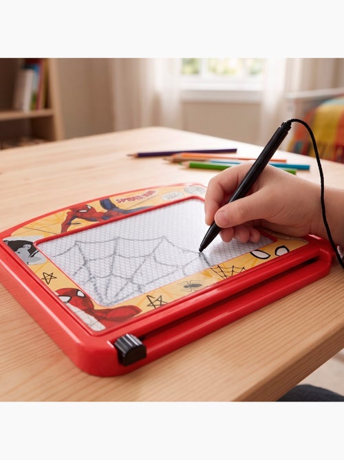 Spiderman conjunto de desenho com acessórios +3 anos - Kiabi