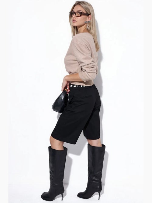 Suéter cropped canelado feminino com gola careca busem - Kiabi Suéter cropped canelado feminino com gola careca busem - Kiabi