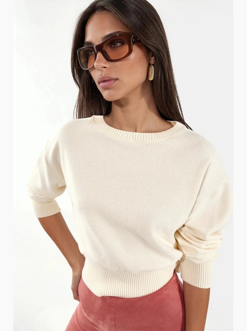 Suéter cropped canelado feminino com gola careca busem - Kiabi Suéter cropped canelado feminino com gola careca busem - Kiabi