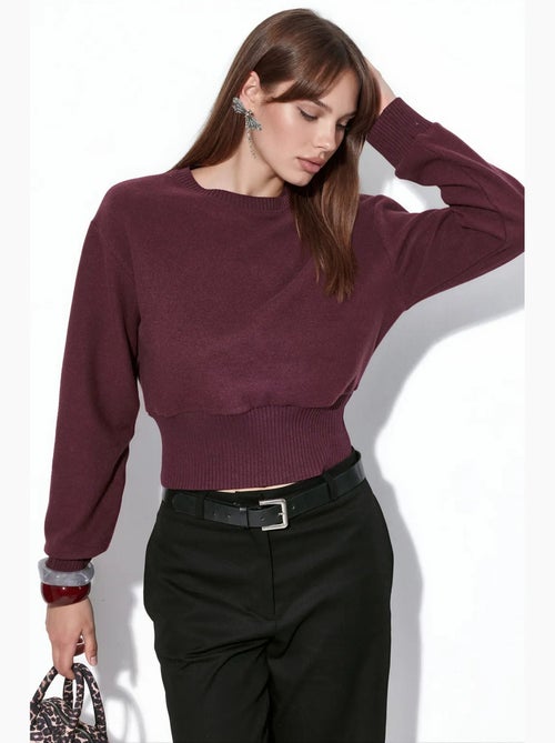 Suéter cropped canelado feminino com gola careca busem - Kiabi Suéter cropped canelado feminino com gola careca busem - Kiabi