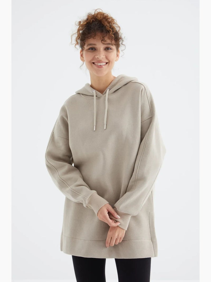 Suéter oversized com bolso tommy Areia - Kiabi