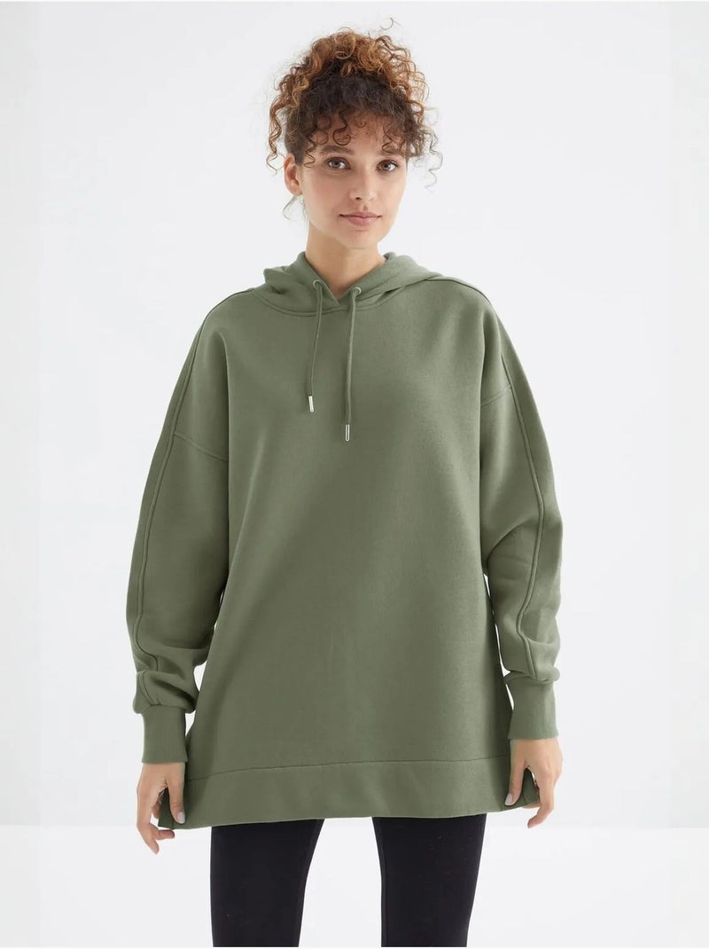 Suéter oversized com bolso tommy Cáqui - Kiabi