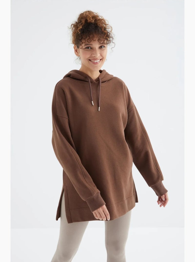 Suéter oversized com bolso tommy Castanho - Kiabi