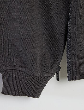 Sweat com capuz - coleção fácil de vestir